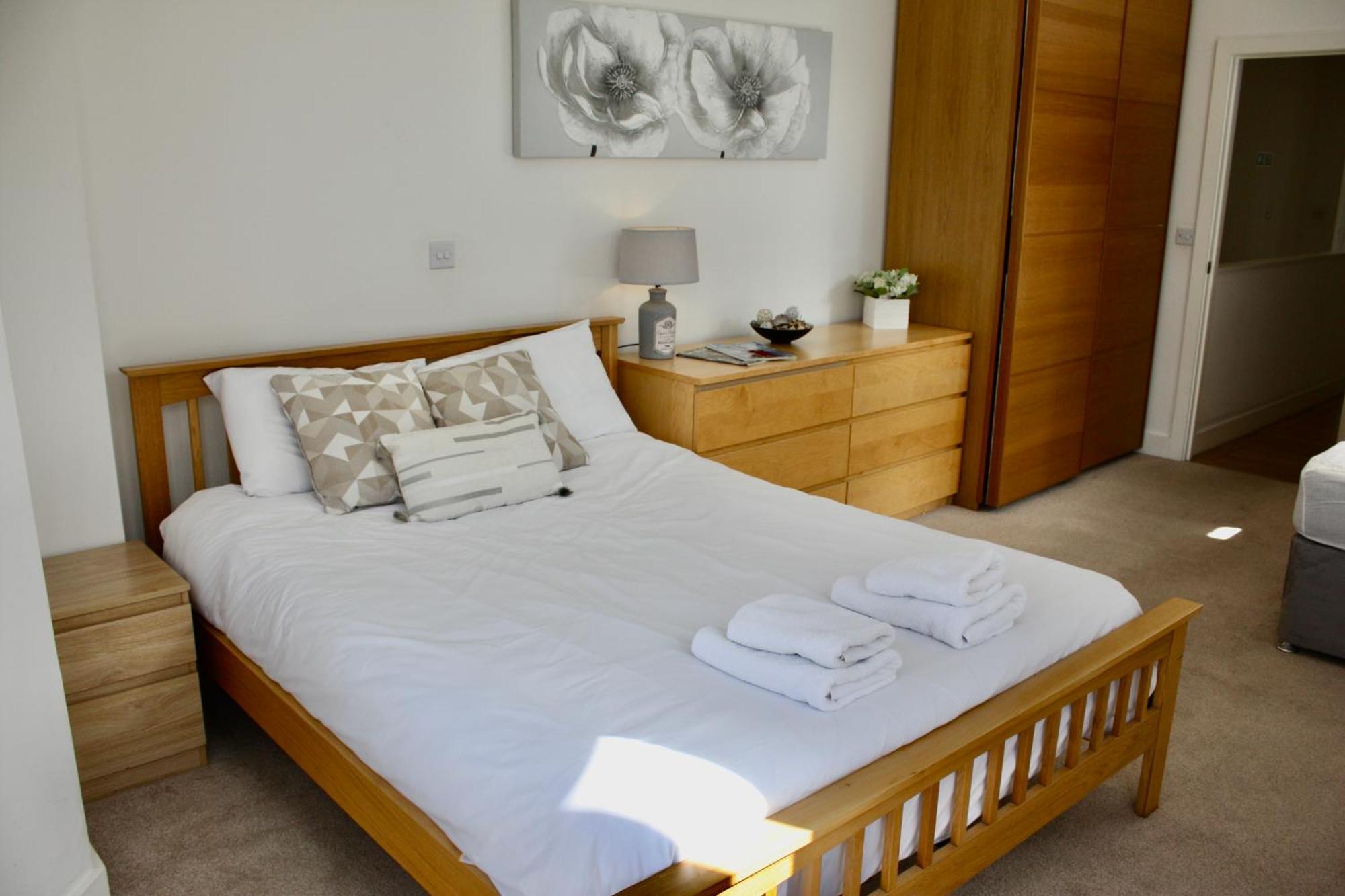 Holiday Home Hot Tub & Sauna Bournemouth Exterior photo